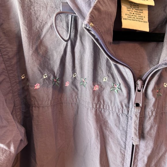 Northern Reflections Purple Nylon Jacket Embroidered flowers Cottagecore vintage - Picture 6 of 6